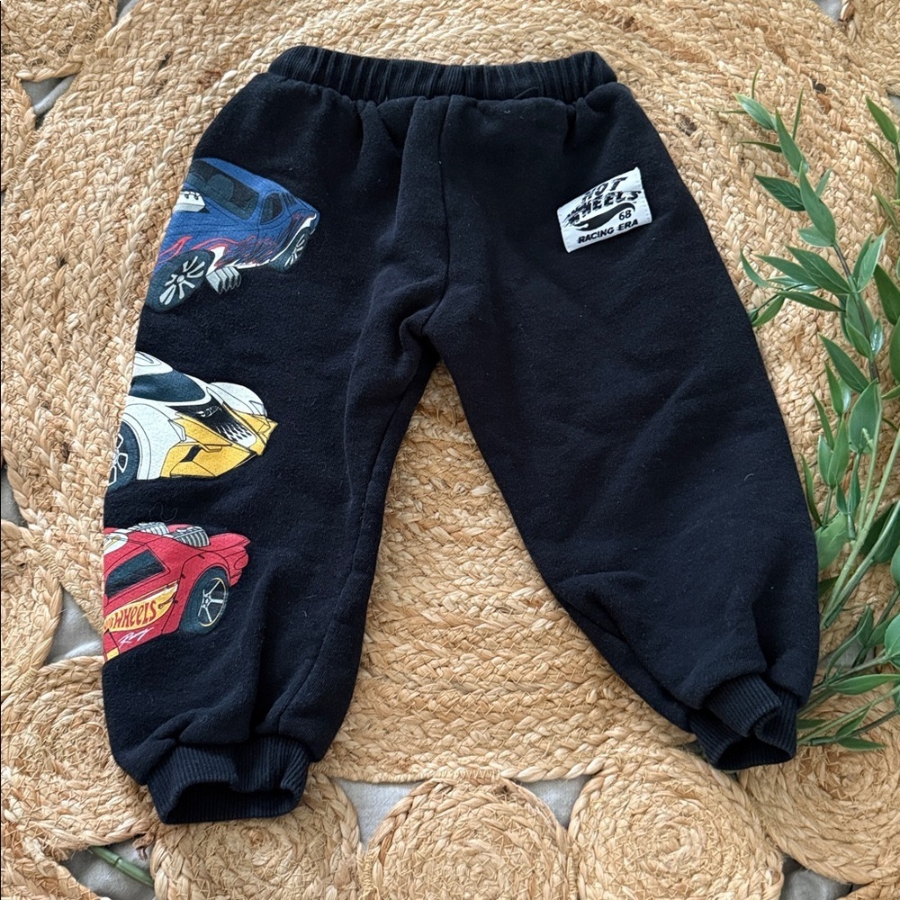 Zara Like new Hot wheels Black Logo Boxy Relaxed Sweatpants. Size 3-4T - Picture 2 of 4